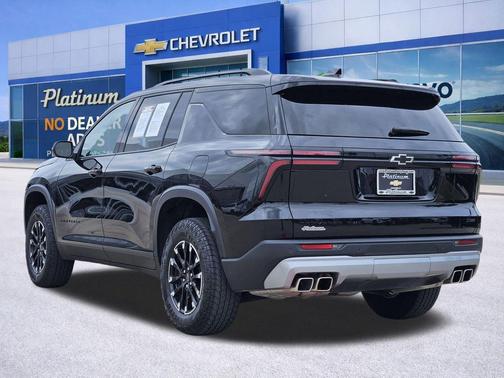 Mosaic Black Metallic 2025 Chevrolet Traverse AWD Z71