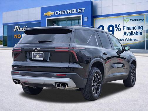 Mosaic Black Metallic 2025 Chevrolet Traverse AWD Z71