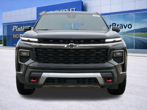 Mosaic Black Metallic 2025 Chevrolet Traverse AWD Z71