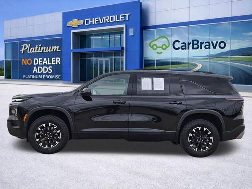 Mosaic Black Metallic 2025 Chevrolet Traverse AWD Z71