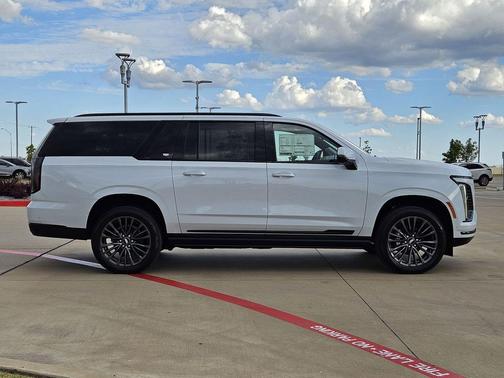 2026 Cadillac Escalade ESV Sport Platinum