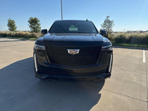 2023 Cadillac Escalade ESV Sport Platinum