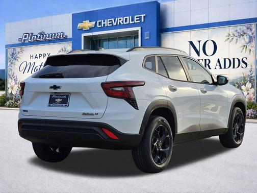 Summit White 2026 Chevrolet Trax LT