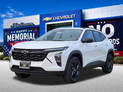 Summit White 2026 Chevrolet Trax LT