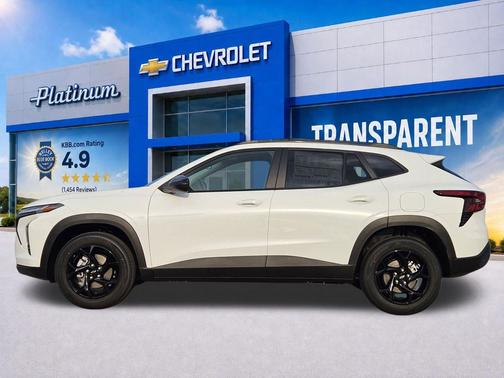 Summit White 2026 Chevrolet Trax LT