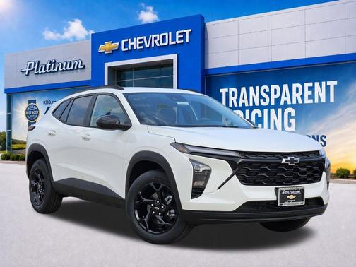Summit White 2026 Chevrolet Trax LT
