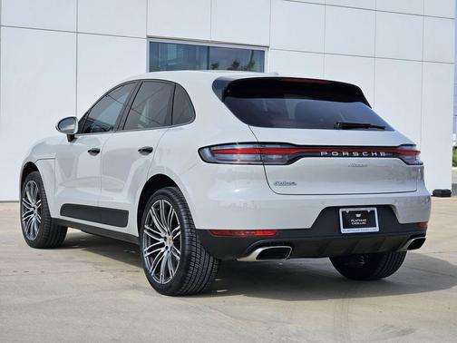 2021 Porsche Macan Base