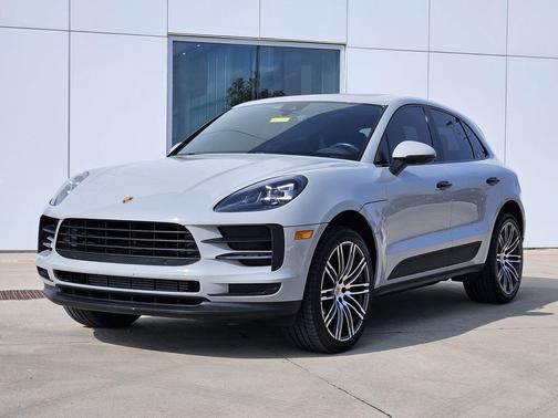 2021 Porsche Macan Base