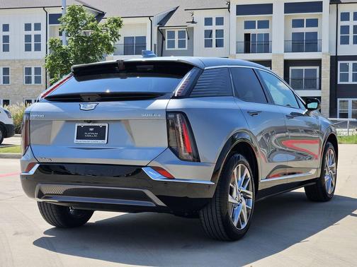 2025 Cadillac OPTIQ Luxury 1 AWD