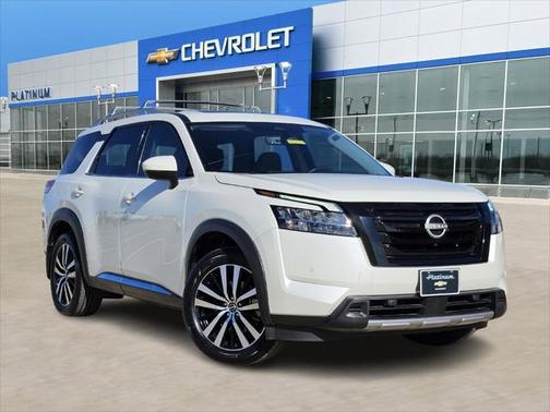 2023 Nissan Pathfinder Platinum FWD