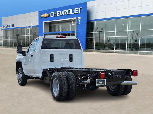 2026 Chevrolet Silverado 3500 WT