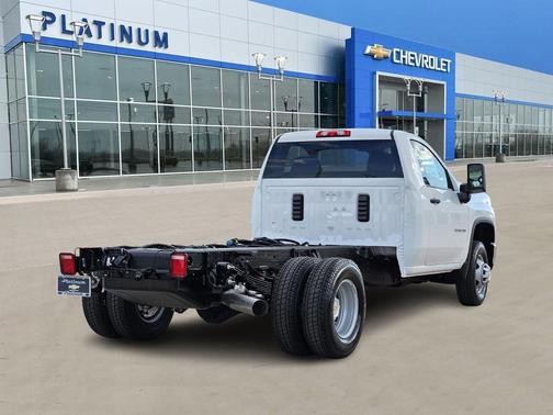 2026 Chevrolet Silverado 3500 WT