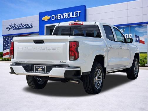Summit White 2026 Chevrolet Colorado LT