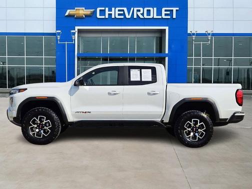 2024 GMC Canyon AT4X