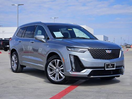 2025 Cadillac XT6 Premium Luxury FWD