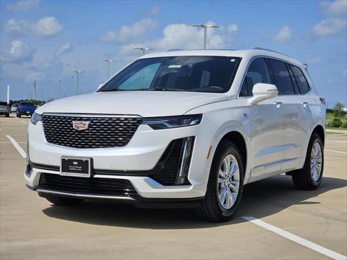 2025 Cadillac XT6 Luxury FWD