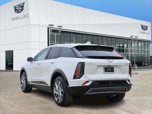 2025 Cadillac OPTIQ Luxury 1 AWD