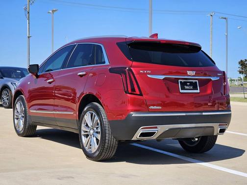 Radiant Red Tintcoat 2026 Cadillac XT5 Premium Luxury