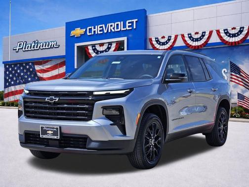 Sterling Gray Metallic 2026 Chevrolet Traverse LT