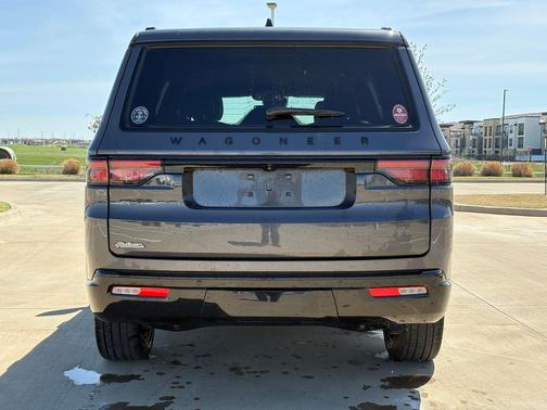 2024 Jeep Wagoneer Series II Carbide 4x4