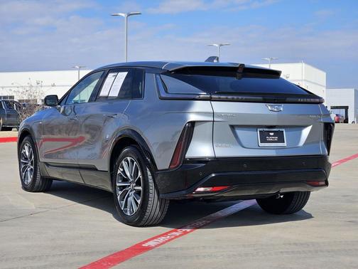 2024 Cadillac LYRIQ Sport