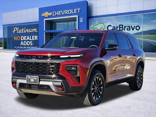 Radiant Red Tintcoat 2025 Chevrolet Traverse AWD Z71