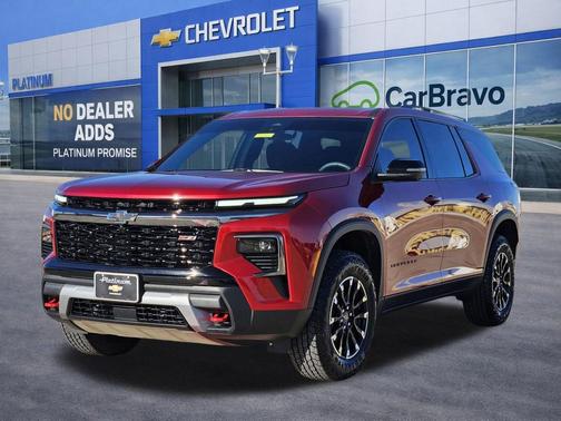 Radiant Red Tintcoat 2025 Chevrolet Traverse AWD Z71