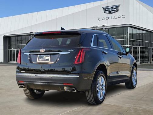 2025 Cadillac XT5 Luxury