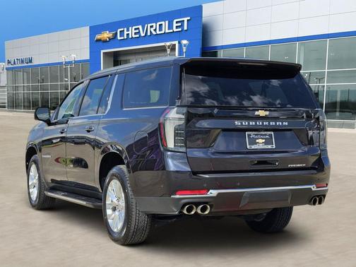 Dark Ash Metallic 2025 Chevrolet Suburban Premier
