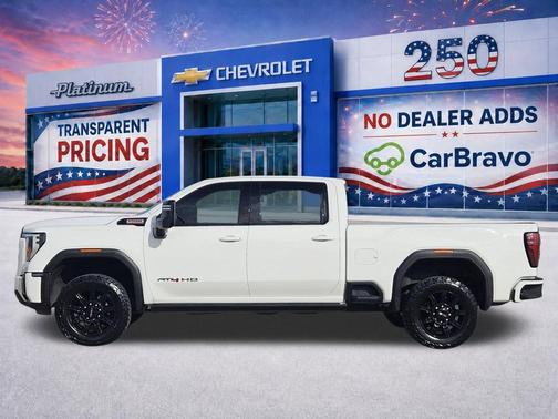 Summit White 2024 GMC Sierra 2500 AT4
