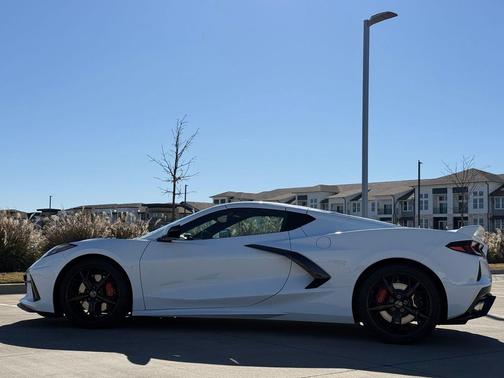 2020 Chevrolet Corvette Stingray w/3LT
