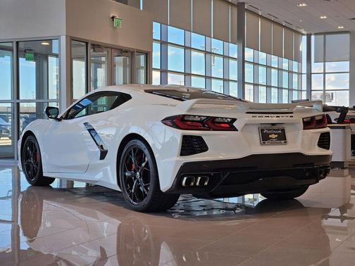 2020 Chevrolet Corvette Stingray w/3LT