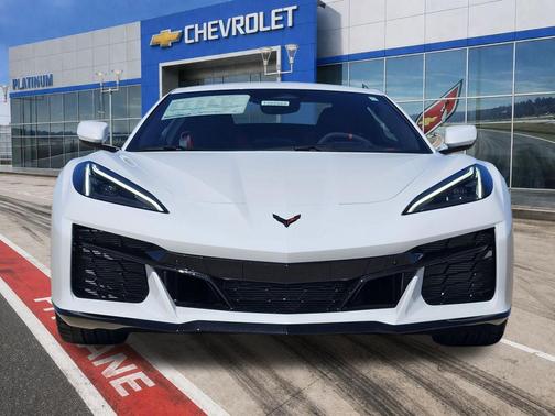 Arctic White 2026 Chevrolet Corvette Z06