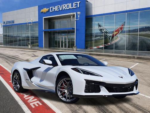 Arctic White 2026 Chevrolet Corvette Z06