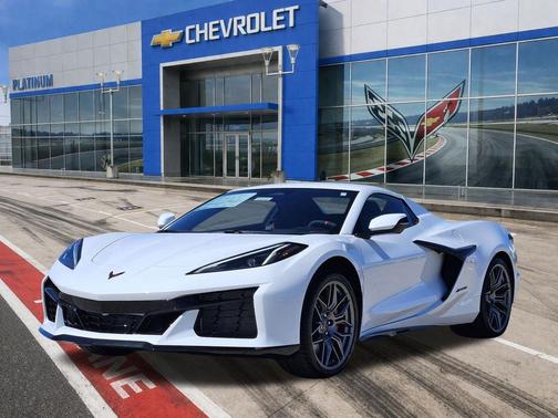 Arctic White 2026 Chevrolet Corvette Z06