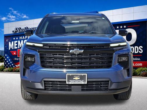 Lakeshore Blue Metallic 2026 Chevrolet Traverse LT