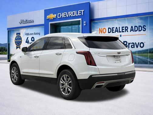 Crystal White Tricoat 2021 Cadillac XT5 Premium Luxury