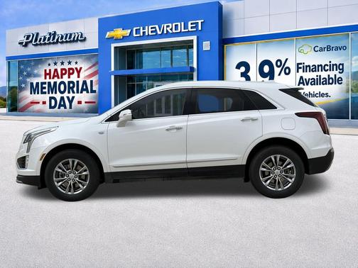 Crystal White Tricoat 2021 Cadillac XT5 Premium Luxury