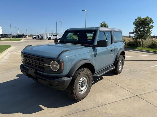 2022 Ford Bronco Base
