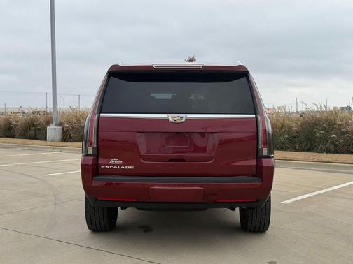 2016 Cadillac Escalade Premium