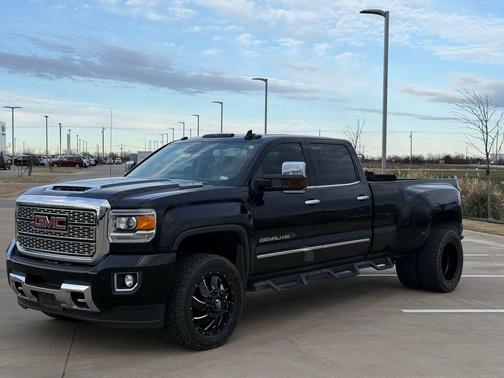 2018 GMC Sierra 3500 Denali