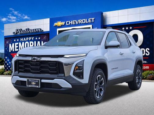 Polar White Tricoat 2026 Chevrolet Equinox FWD ACTIV