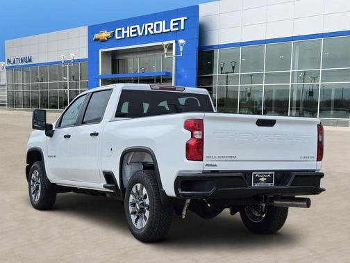 2026 Chevrolet Silverado 2500 Custom