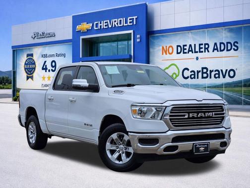 Bright White Clearcoat 2024 RAM 1500 Laramie