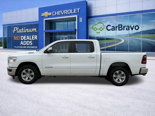 Bright White Clearcoat 2024 RAM 1500 Laramie