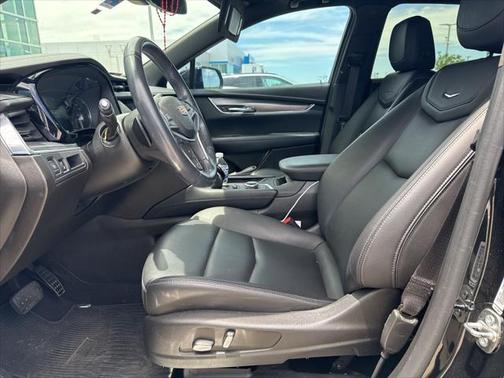 2023 Cadillac XT5 Luxury