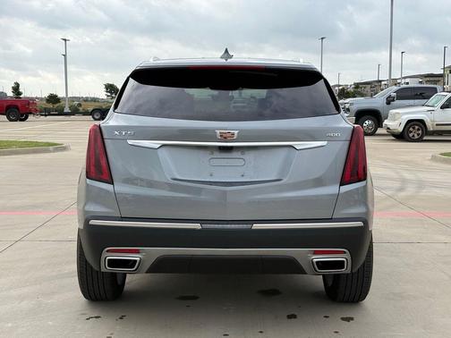 Argent Silver Metallic 2025 Cadillac XT5 Premium Luxury
