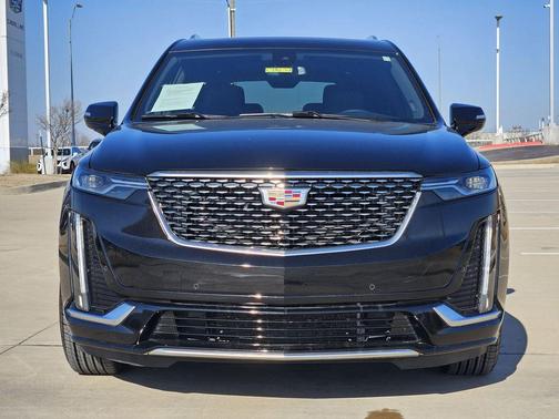 2025 Cadillac XT6 Premium Luxury FWD