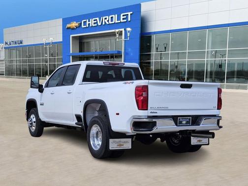 2026 Chevrolet Silverado 3500 LT