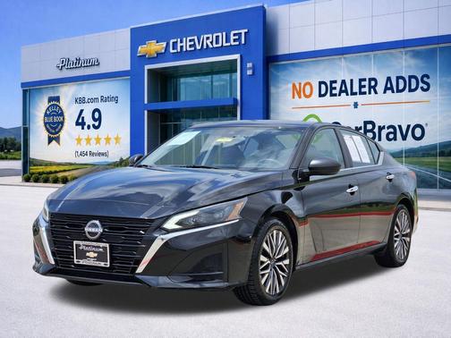 Super Black 2024 Nissan Altima 2.5 SV
